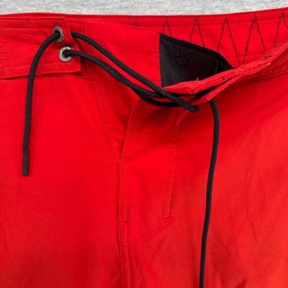 IPD Huntington Beach Jr Lifeguard Mens 32 Red Board Shorts 83 Style Swim - Picture 4 of 12
